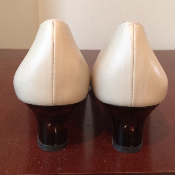 Salvatore Ferragamo Heels - Picture 4 of 8